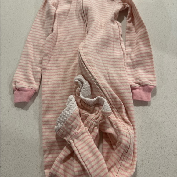 Adorable Pink and Cream Kids Pajama Set (5) Size 18 months - Picture 6 of 7